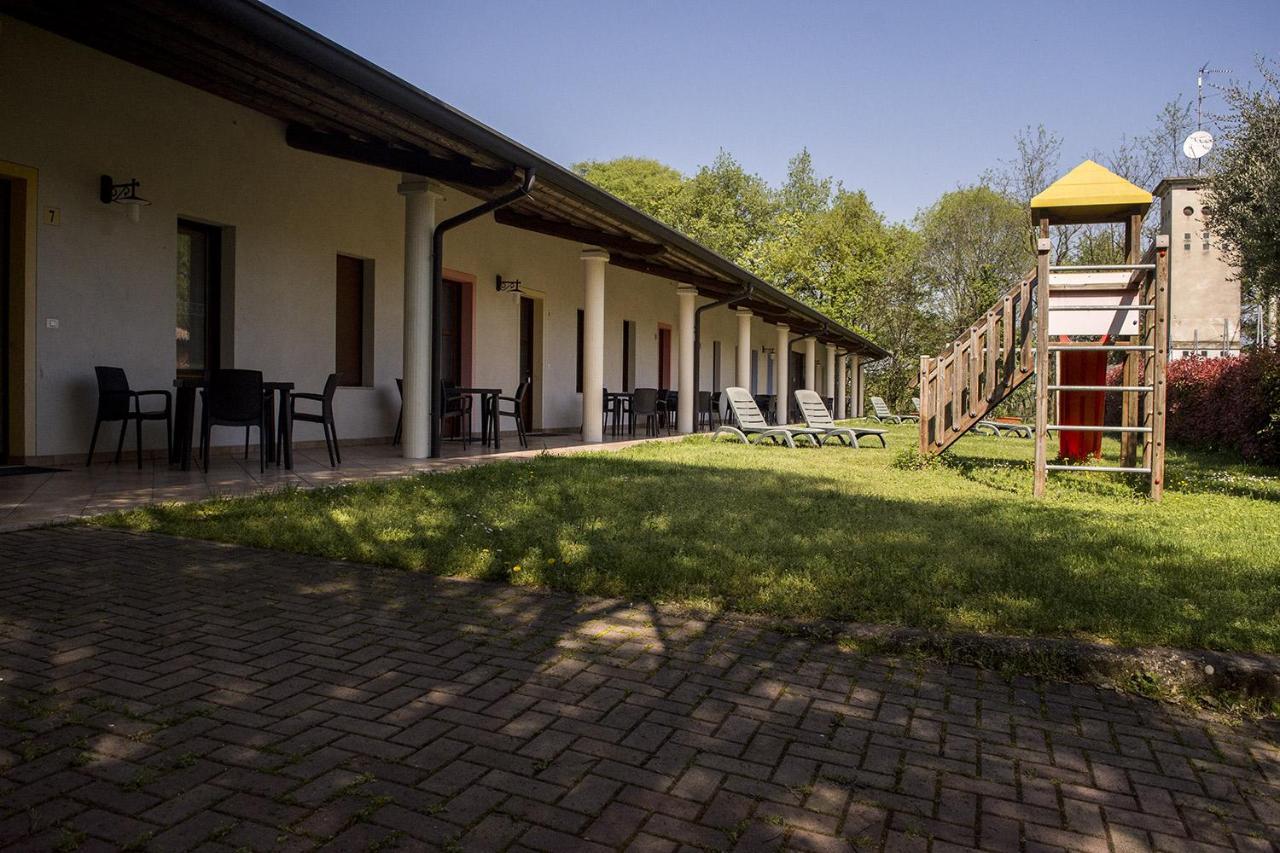 Agriturismo Lupo Bianco Monzambano Exterior foto