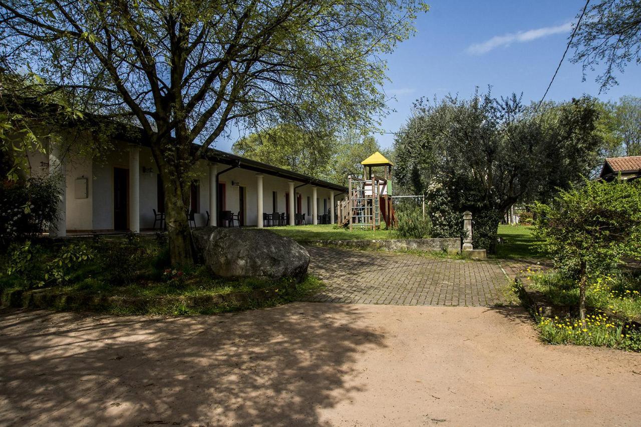 Agriturismo Lupo Bianco Monzambano Exterior foto