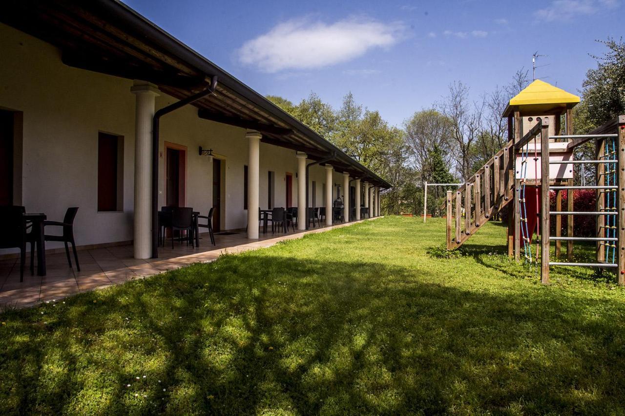 Agriturismo Lupo Bianco Monzambano Exterior foto